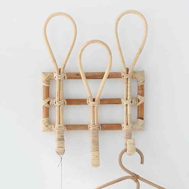 LIDEN壁掛けハンガーラタン