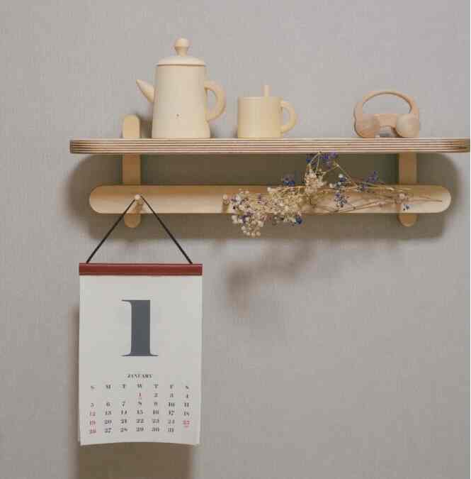 H字 壁掛けシェルフ