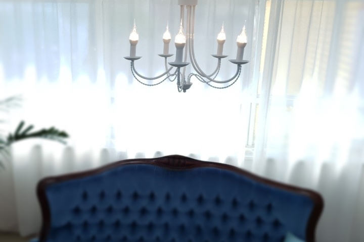 https://image.ohousecdn.com/i/bucketplace-v2-development/uploads/productions/159124303671287349.jpg?w=720&h=480&c=c