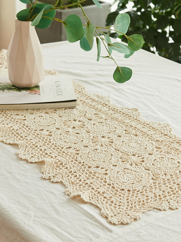 오늘의집 빈티지 플라워 크로쉐 테이블러너(2size)
