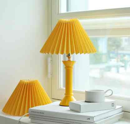 ローリー テーブルランプ［2色］