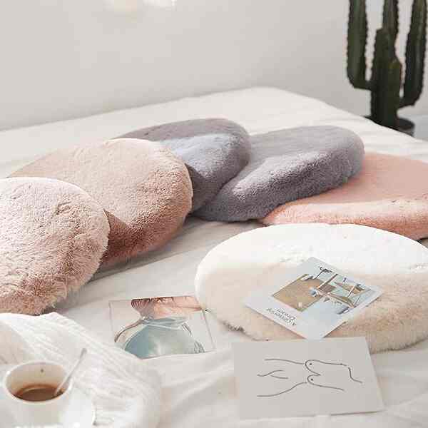 ぬいぐるみ座布団