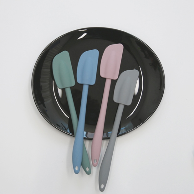 올리브마켓몰 실리콘 이유식 스파츌라 주걱 (2size/4color)