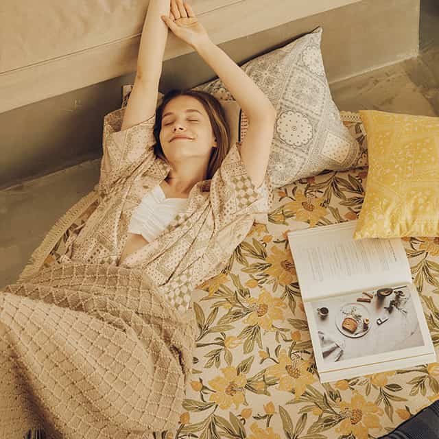 花柄ひらひらラグマット