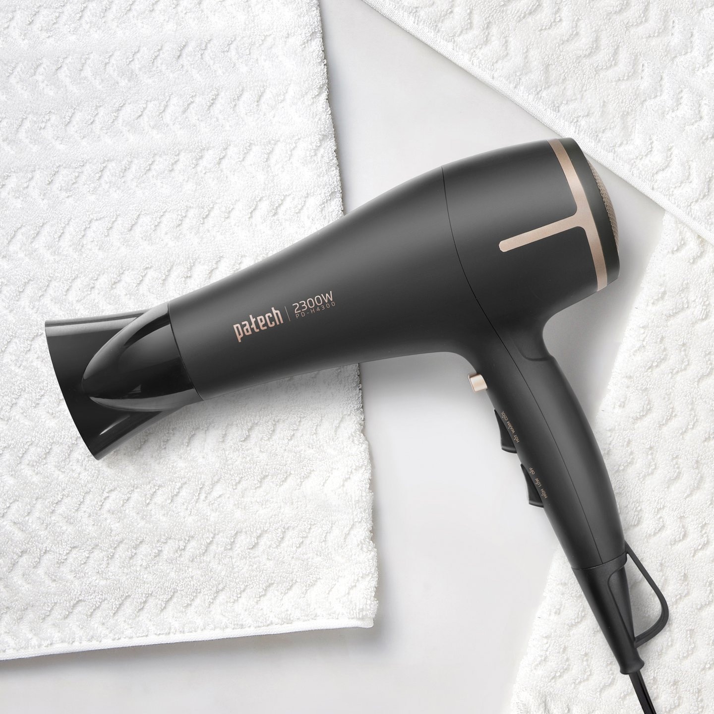 오늘의집 파테크 2300W 초고출력 헤어드라이기 PD-H4300 블랙