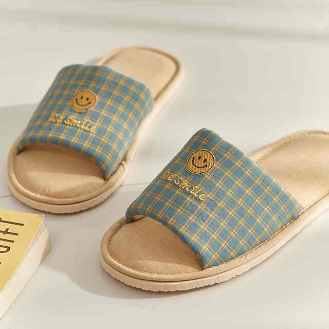 Happy Smile Checkered スリッパ