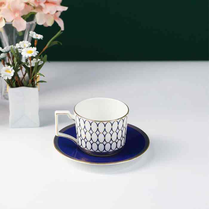 ルネッサンス ゴールド ティーカップ&ソーサー