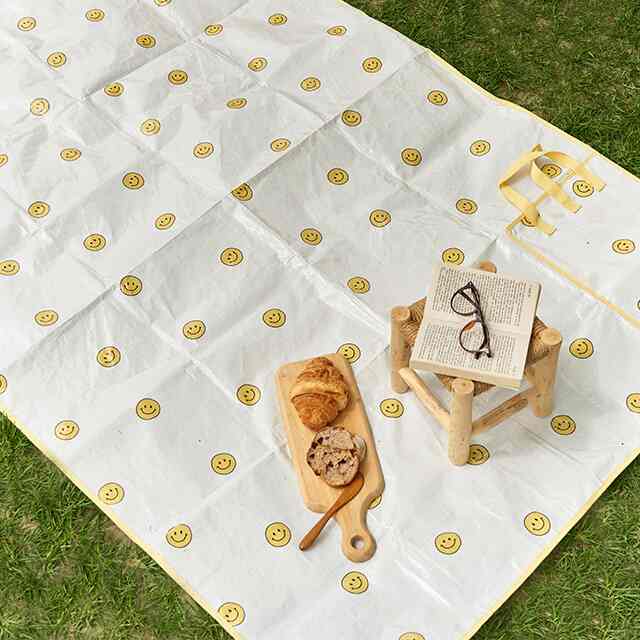 ハッピースマイル 両面防水 ピクニックマット