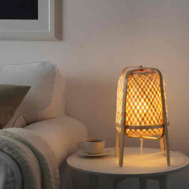 KNIXHULT クニクスフルト テーブルランプ