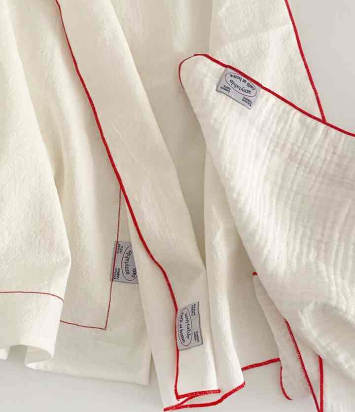 red line fabric set テーブルクロス