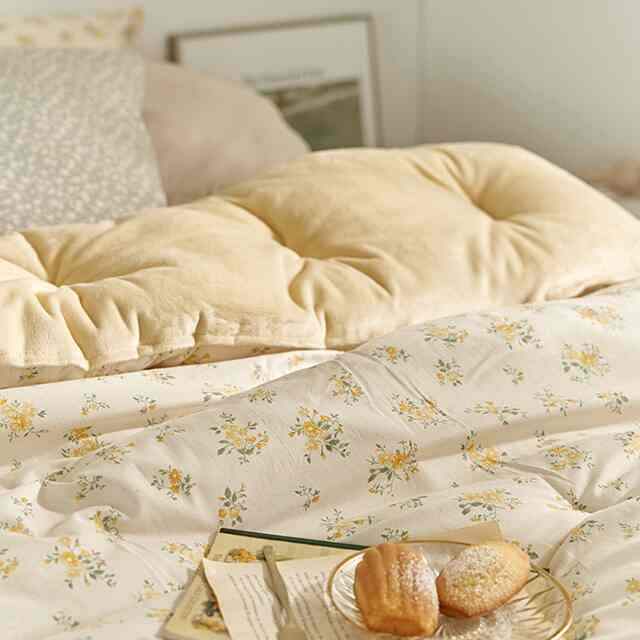 コテージ イエローフラワー マイクロファイバー掛け布団セット［2サイズ］
