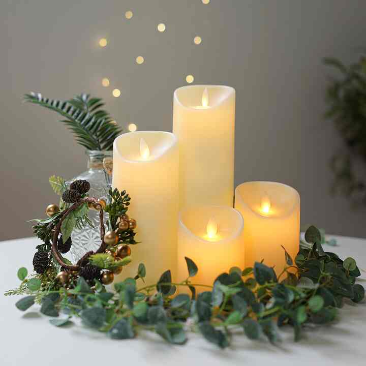 ロマンチックに揺れる LED キャンドル［4サイズ］