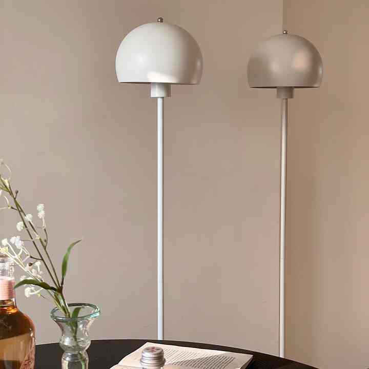 Diff フロアランプ［2色］