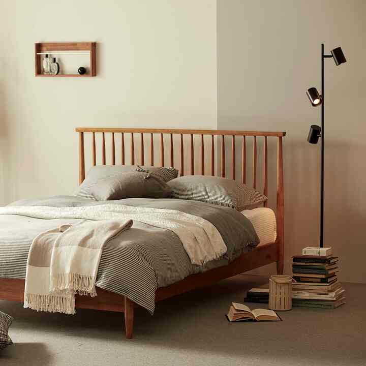 Maya ウッドベッドフレーム［2サイズ］