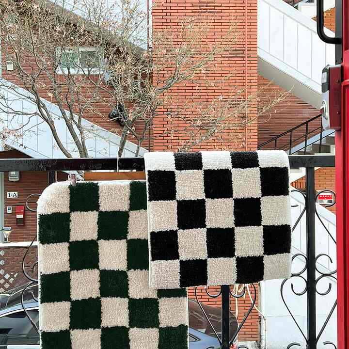 Checkerboard ラグ［4色］