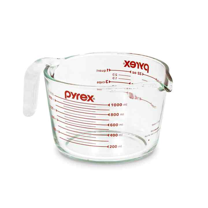 Pyrex 4-Cup Glass Measuring Cup