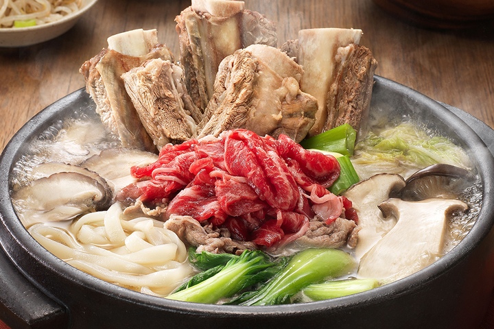 국·탕·찌개 > 새벽집 왕갈비 국수전골 (2-3인분) | 오늘의집 쇼핑 새벽집 왕갈비 국수전골 (2-3인분)