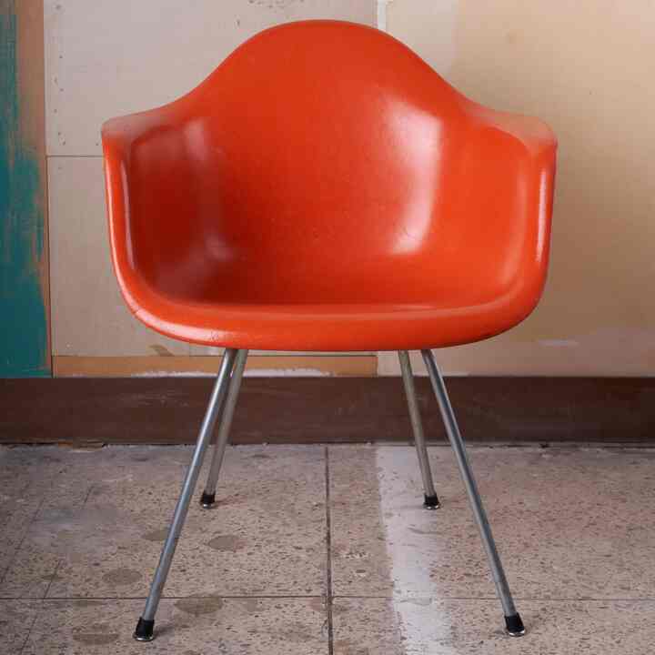 イームズ プラスチックシェル アームチェア 4レッグベース DAX
