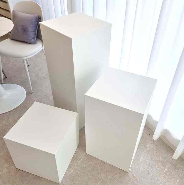 ホワイト ディスプレイ ボックス