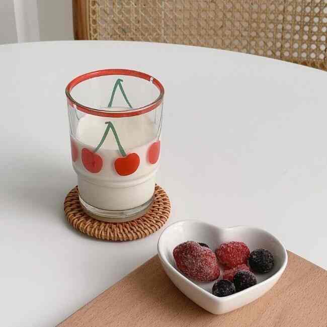 レトロ チェリー グラス