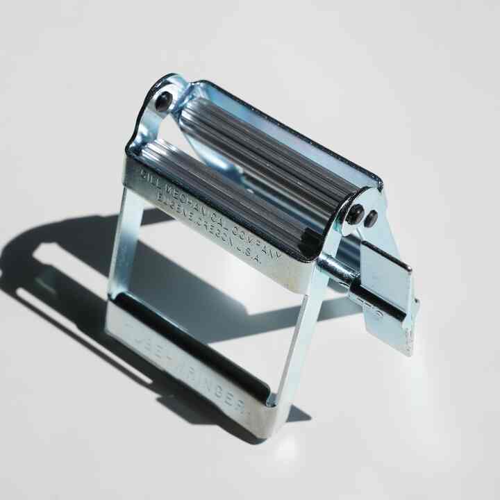 チューブ絞り器 401