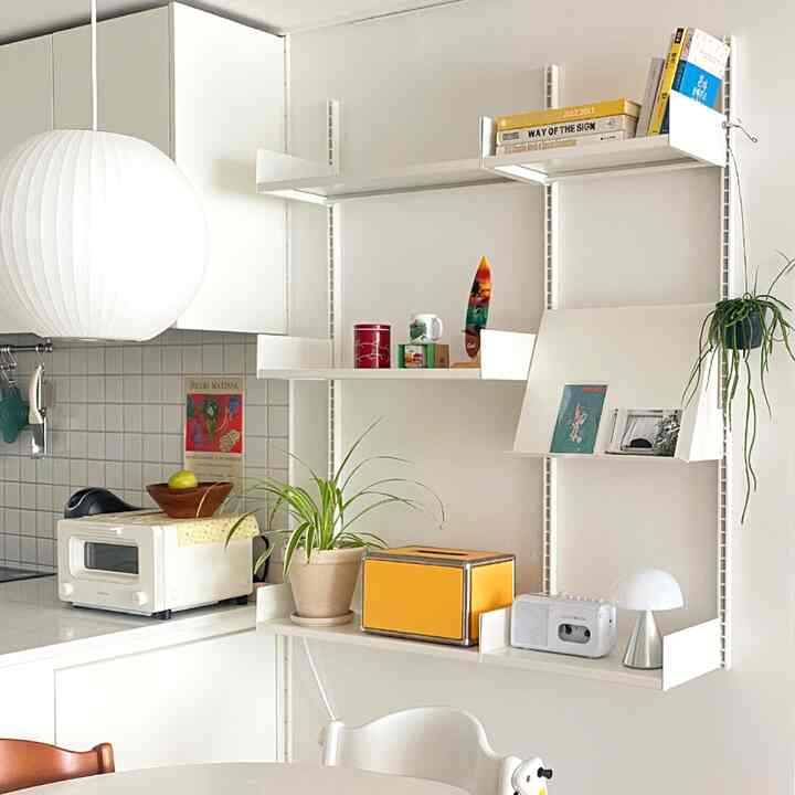 SYSTEM000 DISPLAY SHELVING 08