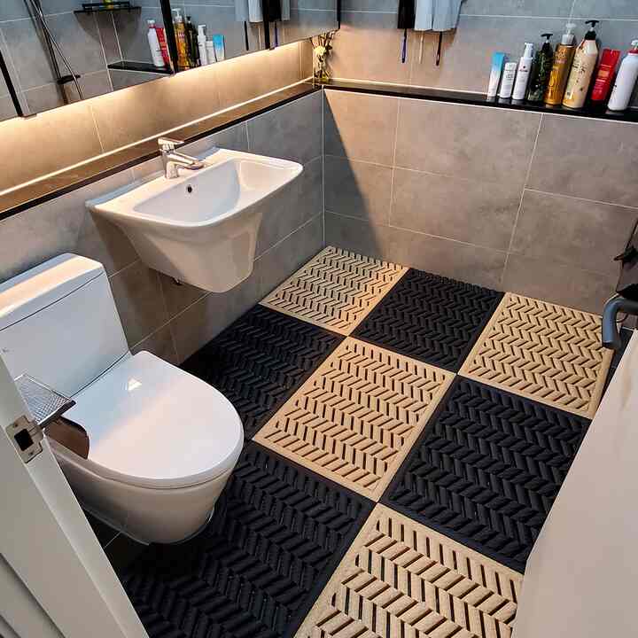 HERRINGBONE PATTERN 排水滑り止めマット