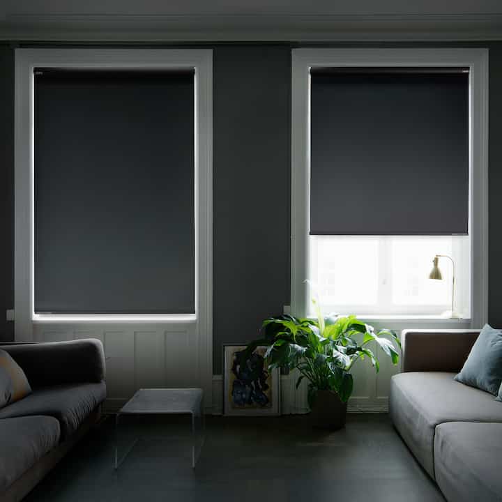 遮光防炎ロールスクリーン［22色］