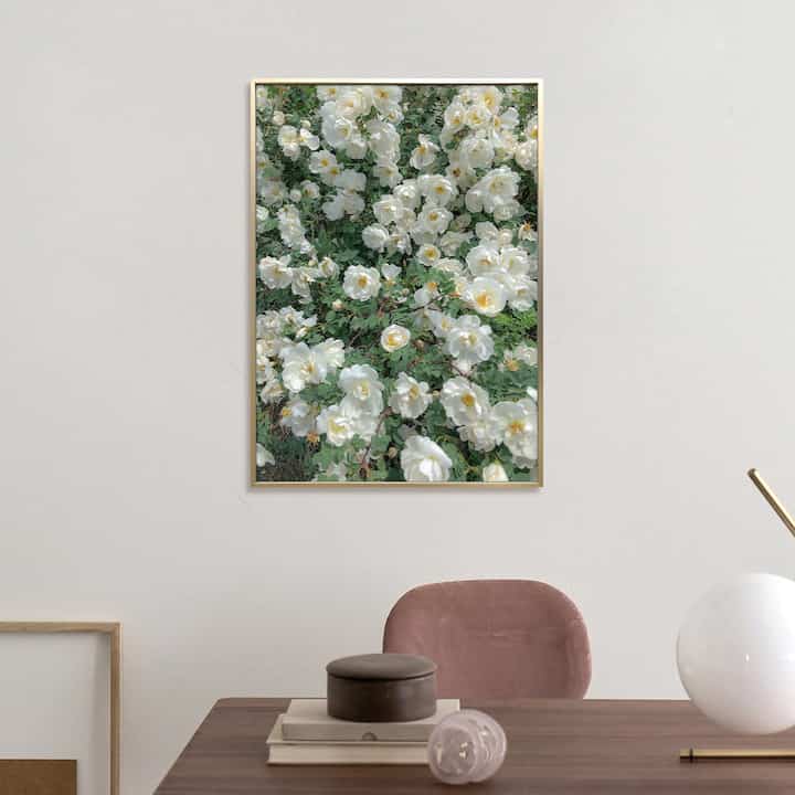 MY EUROPE MOMENT, 108 Among the flowers ポスター