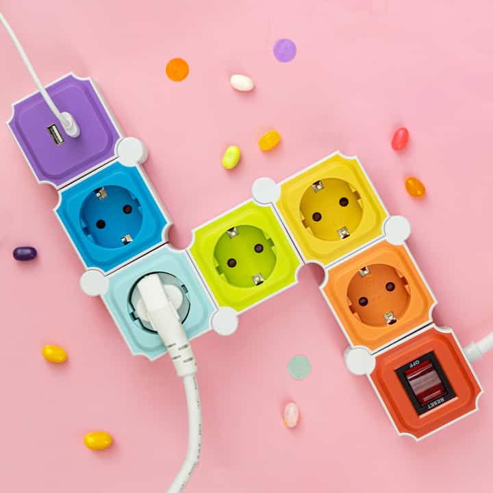 テトリス 自由に形を変えられる USB対応 電源タップ 5口