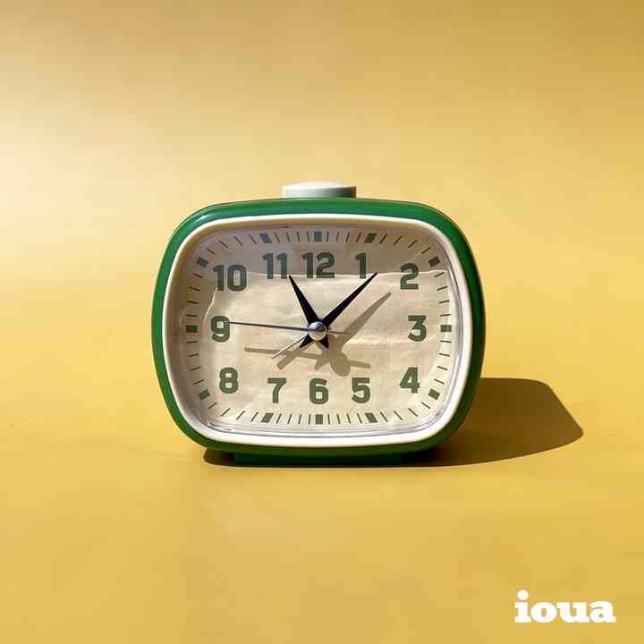 1973 アナログ 静音 置き時計［2色］