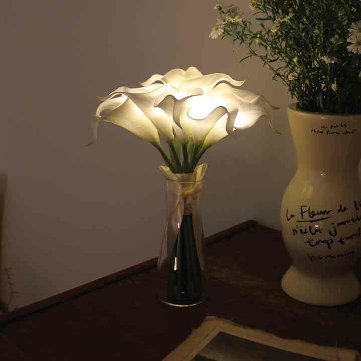 Calla Lily Bouquet Lamp