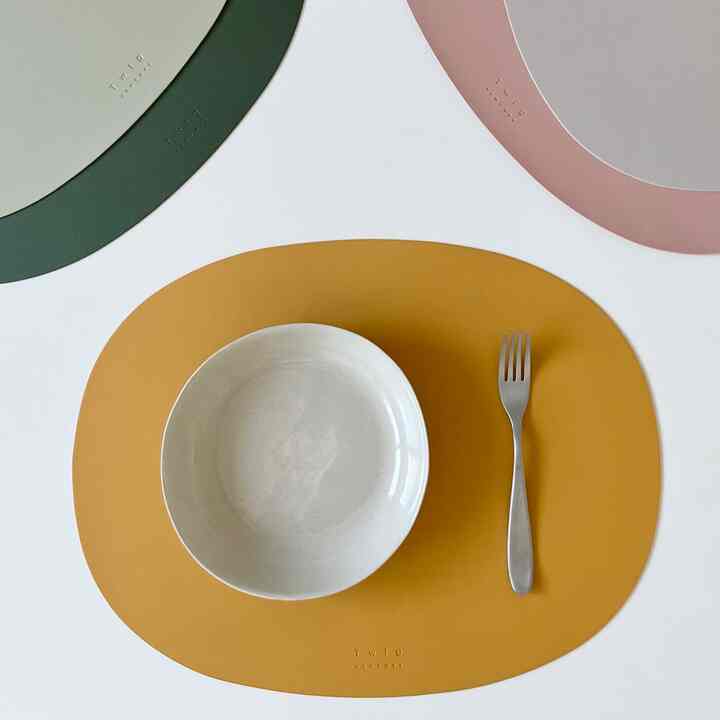 デコ オーバルテーブルマット［11色］