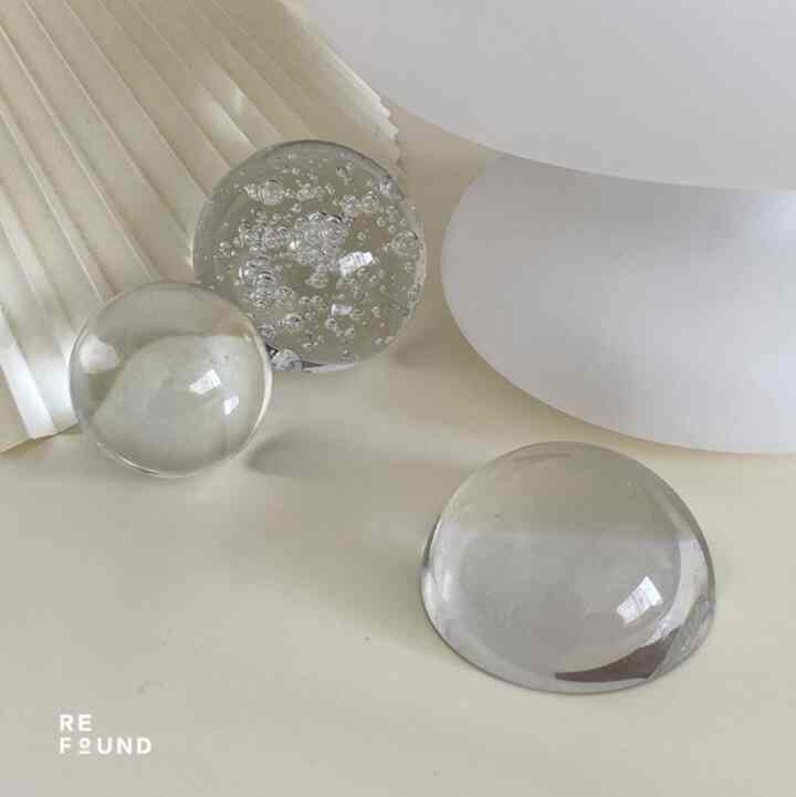 クリスタル ガラス ペーパーウェイト［3サイズ・2種］