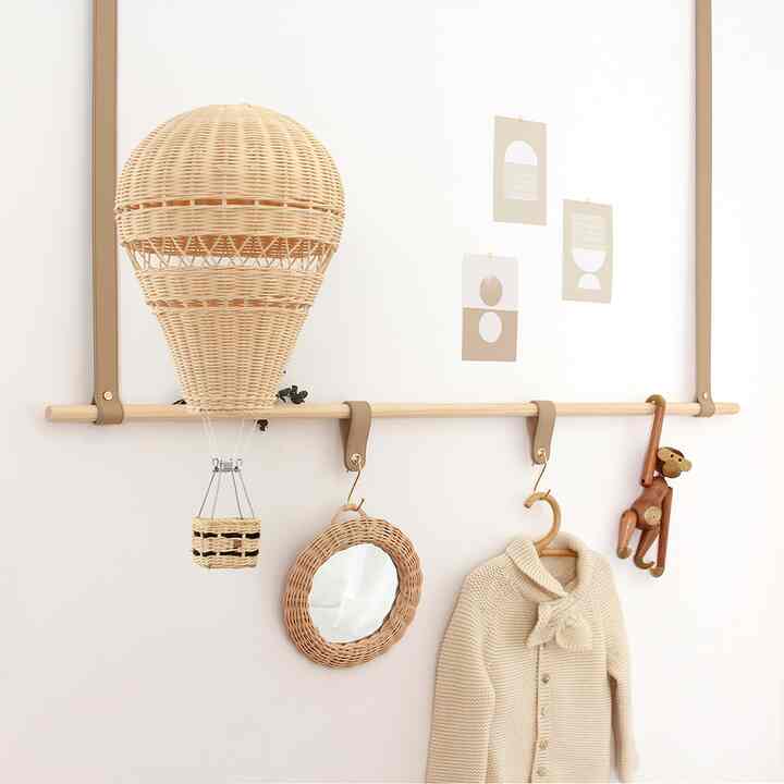 ウォールハンギング レザーストラップ 北欧風壁掛けインテリア［2色］