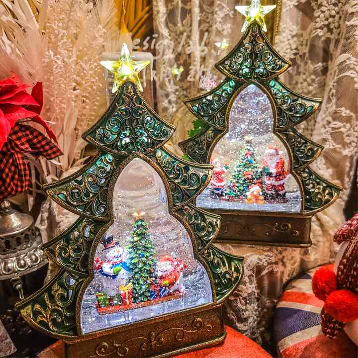 ビック シャイニー ツリー ウォーターボール オルゴール［3種］