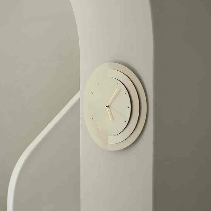 SLIT 壁掛け時計［3色］