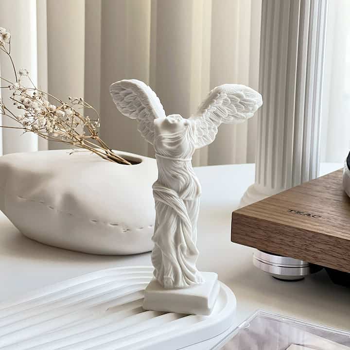 Nike the Statue of Victory オブジェ