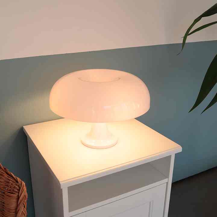 White Mushroom Lamp