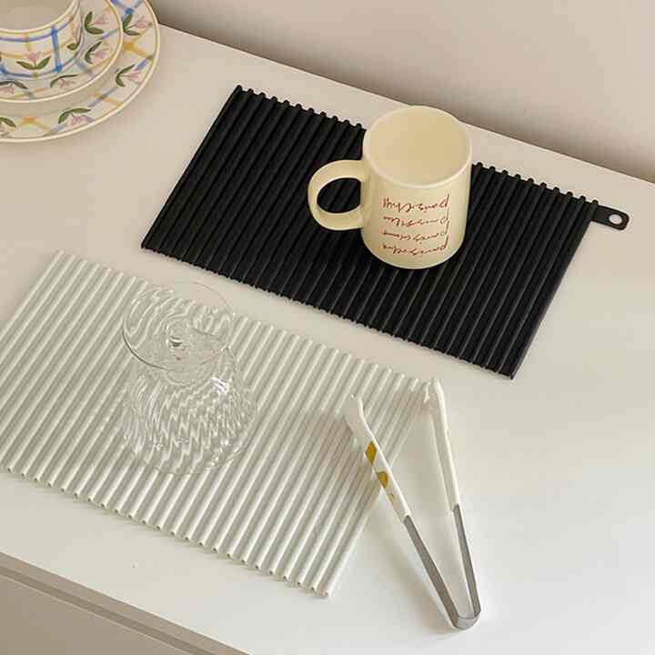 シンプルシリコンマット