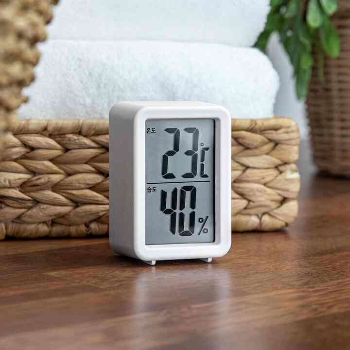 Tiny デジタル 温湿度計 ホワイト OTM1585TH