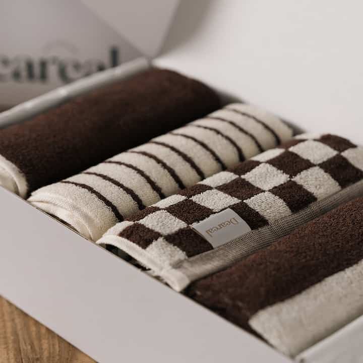 Cookie Collection – Premium Hotel Hand Towel Gift Set (4-Pack)