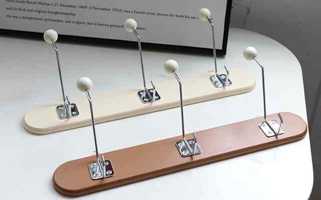 3連 ウッド 壁掛け コートラック