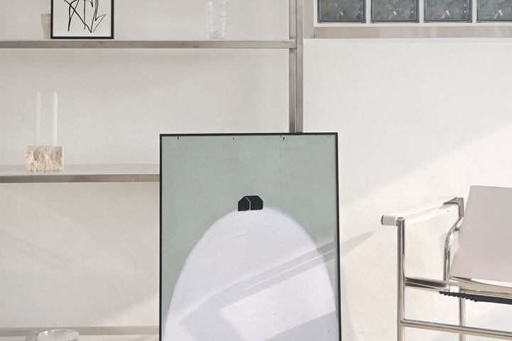 https://image.ohousecdn.com/i/bucketplace-v2-development/uploads/productions/167644833266239045.jpg?w=720&h=480&c=c