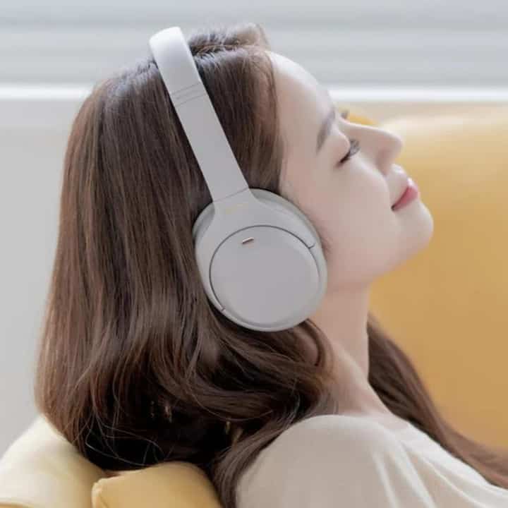 イヤレスノイズキャンセリングステレオヘッドセット  WH-1000XM4