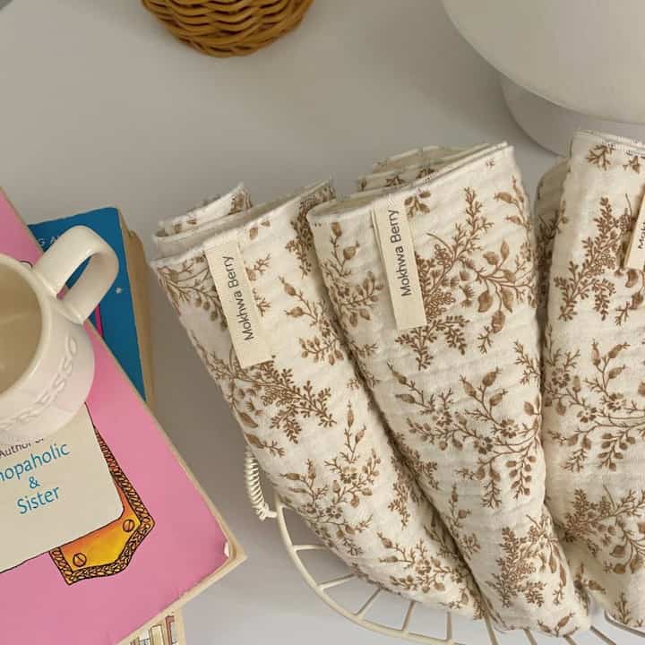 100% Cotton Gauze Kitchen Towel, Beige Floral