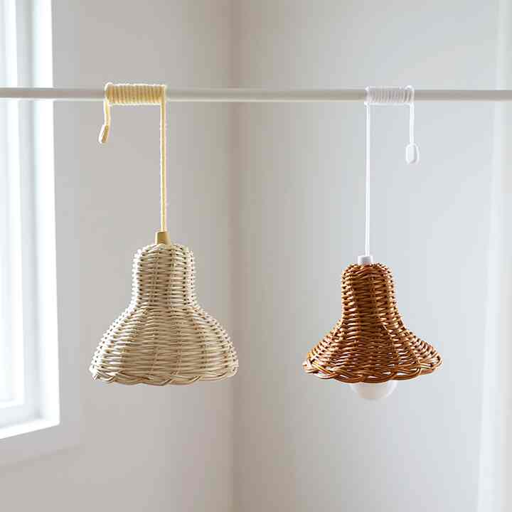 ラタンシェード・引っ張るライト［2色］