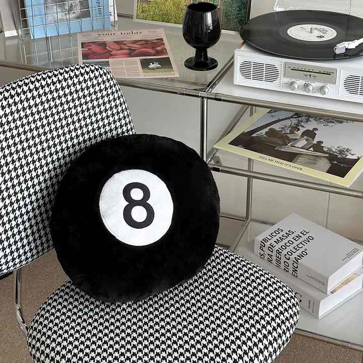 8ボール クッション