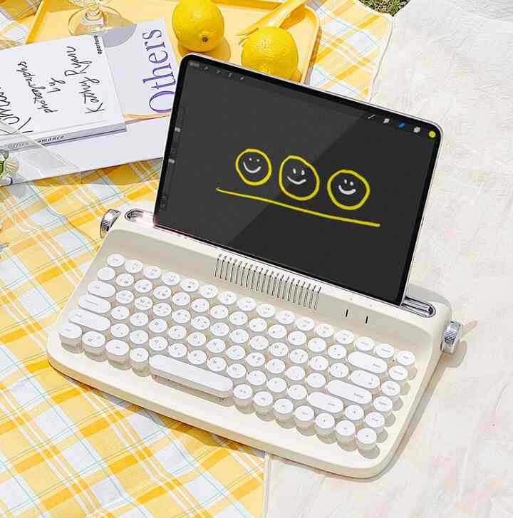 Wireless Typewriter Keyboard