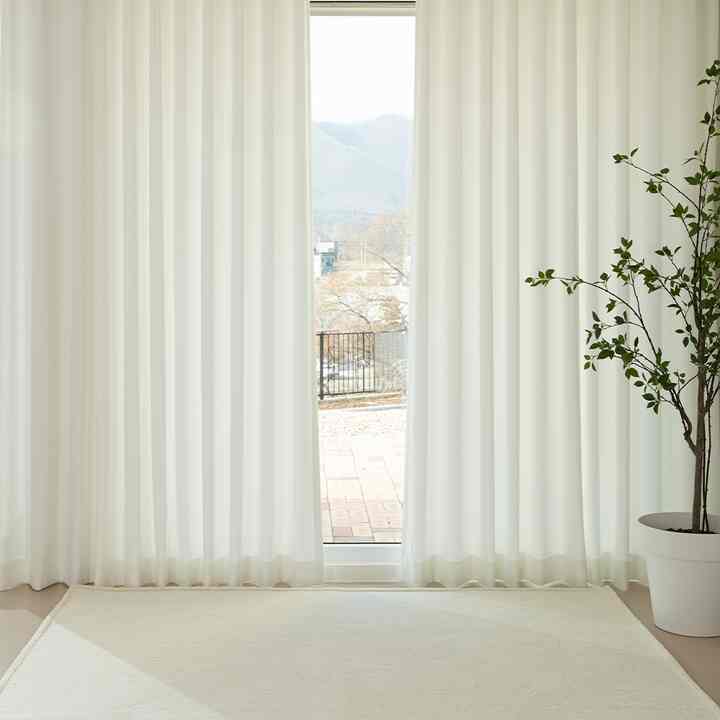 PURE WHITE 遮光カーテン